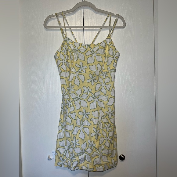 Toes On The Nose Hawaiian Floral Dress - Picture 1 of 9